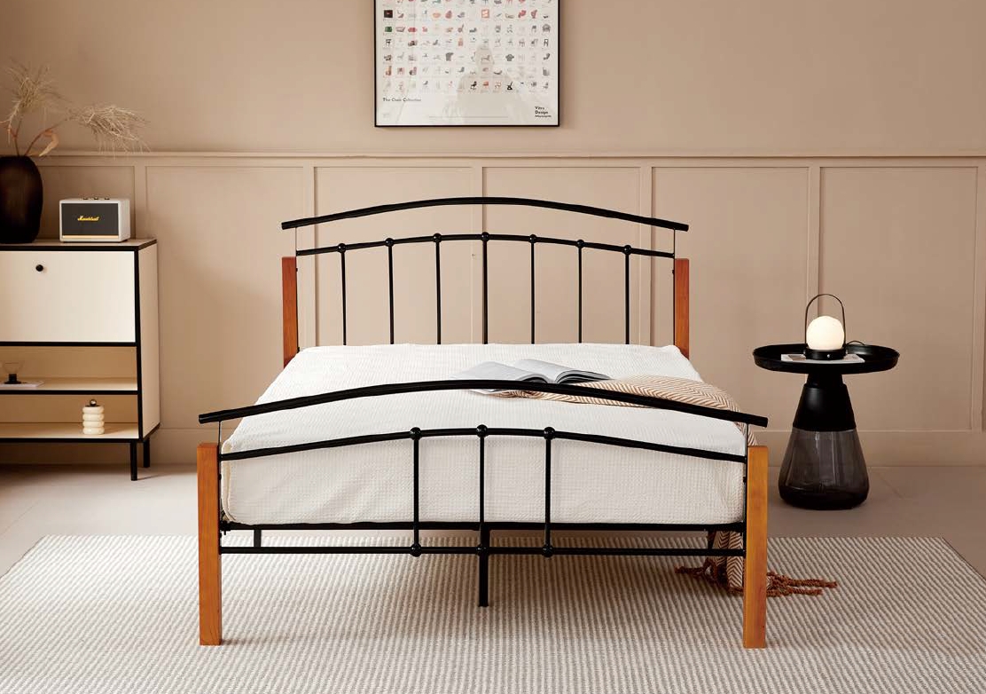 Gold Frame Double Simple Bed Frame Hotel Metal Bed